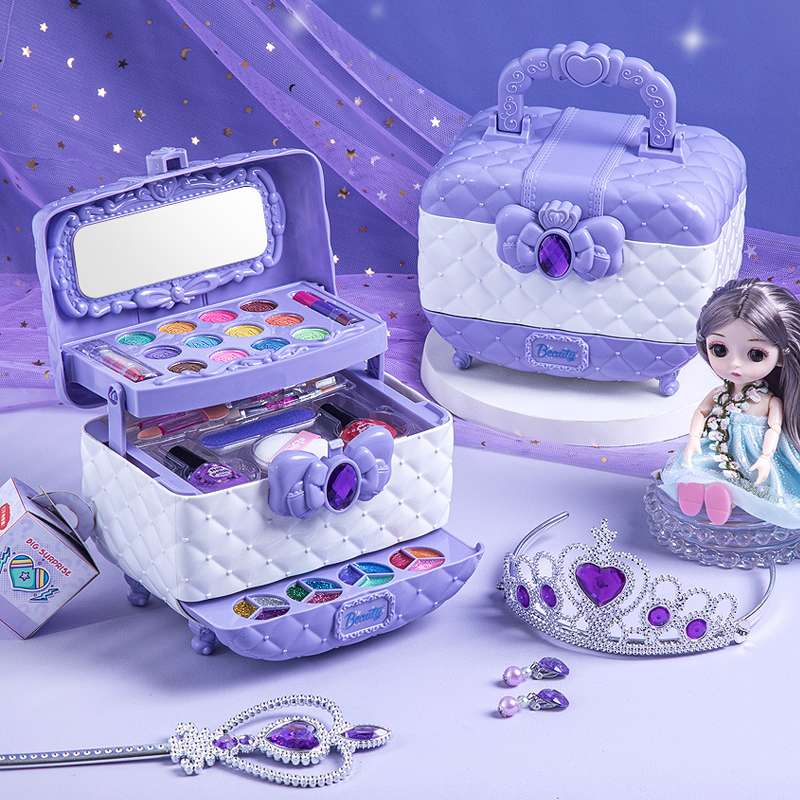 Fitlybuy princess makeup kit with a purple quilted carry case, mirror, eyeshadow palette, doll, tiara, and wand.