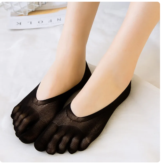 Fitlybuy black compression toe socks with mesh texture and arch support, shown worn on feet against a white background.