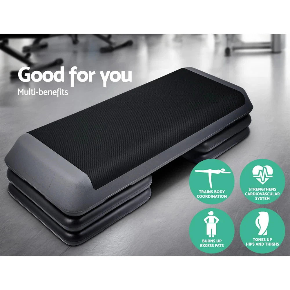 Everfit 110cm black and grey 3-level aerobic step with anti-slip surface for gym workouts. Includes benefit icons.
